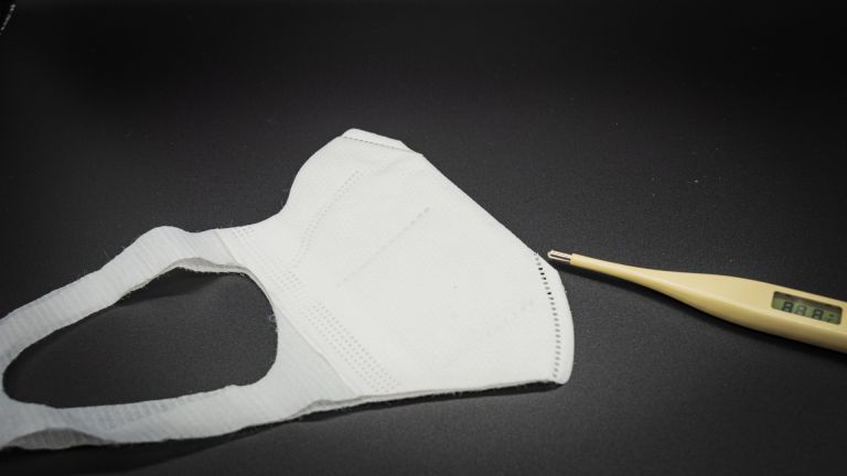 高齢者の生活向上と補聴器の選び方