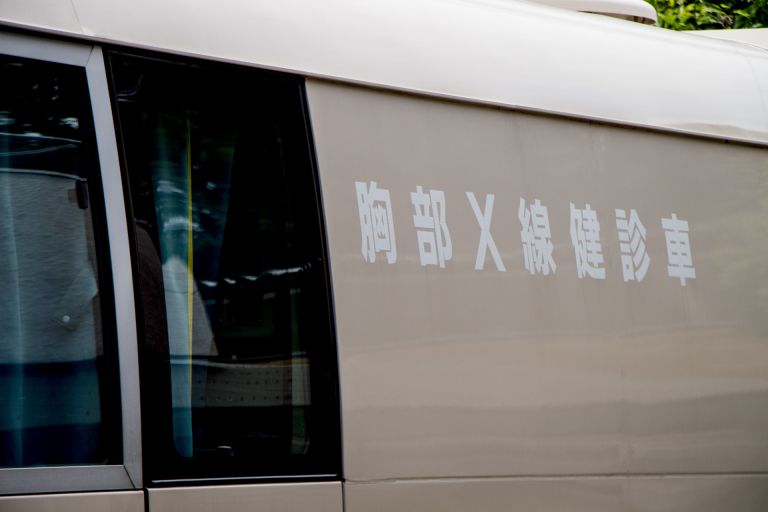 高齢者が快適に暮らすための補聴器選び徹底ガイドと後悔しないポイント